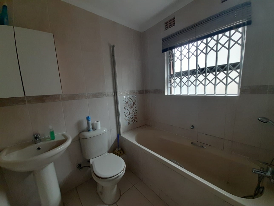 3 Bedroom Property for Sale in Mdantsane Eastern Cape